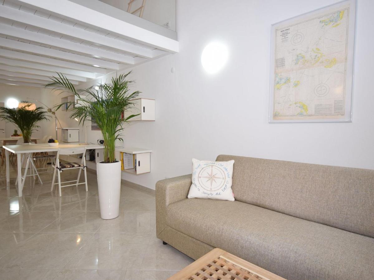 Modern Holiday Home In Olh O With Terrace 오양 외부 사진