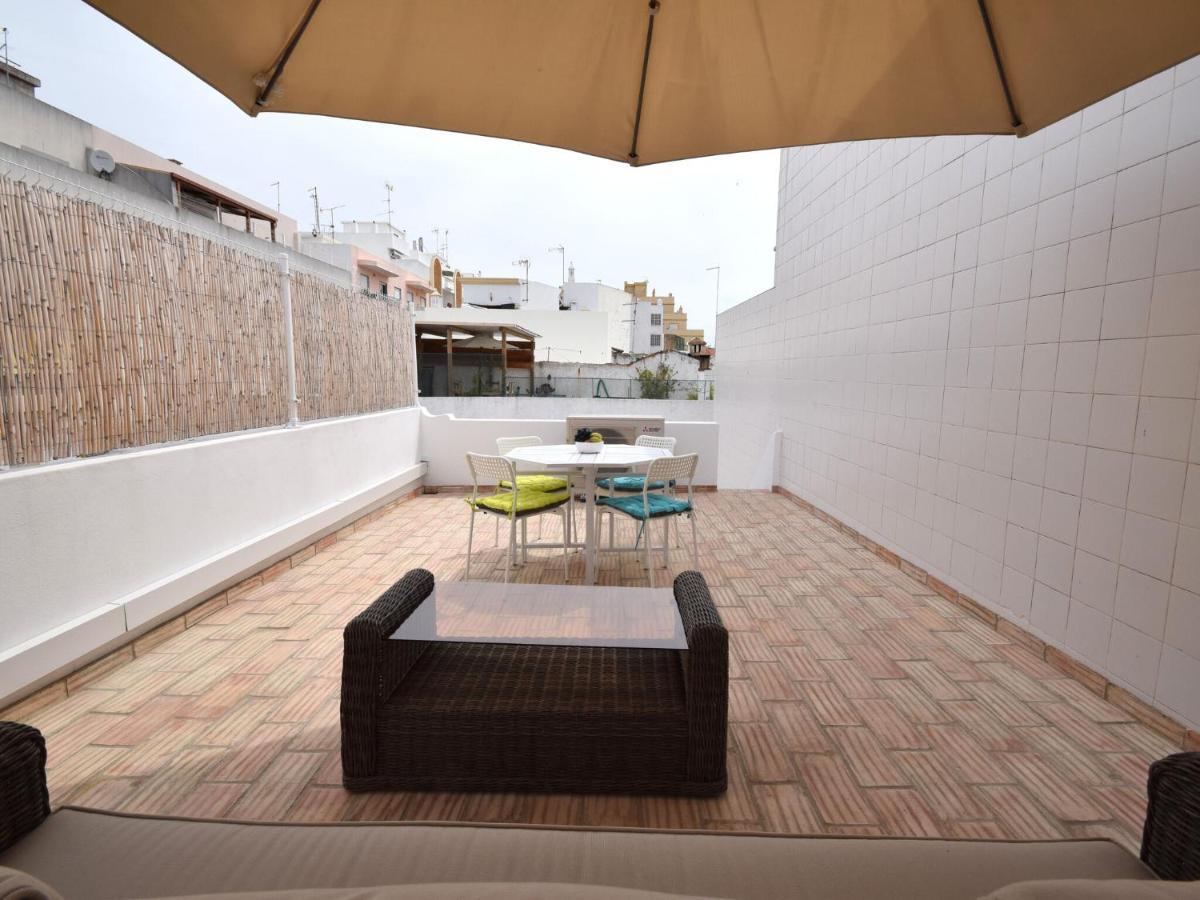 Modern Holiday Home In Olh O With Terrace 오양 외부 사진